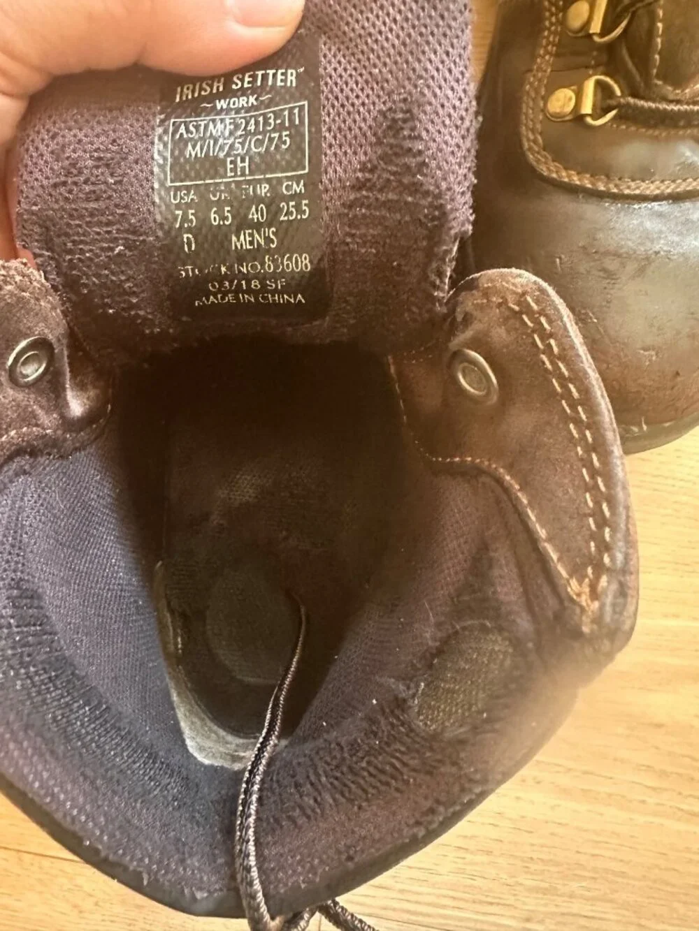 Red Wing Irish Setter Brown Leather Work Boots Oil-Resistant Men Size 7.5 Nubuck